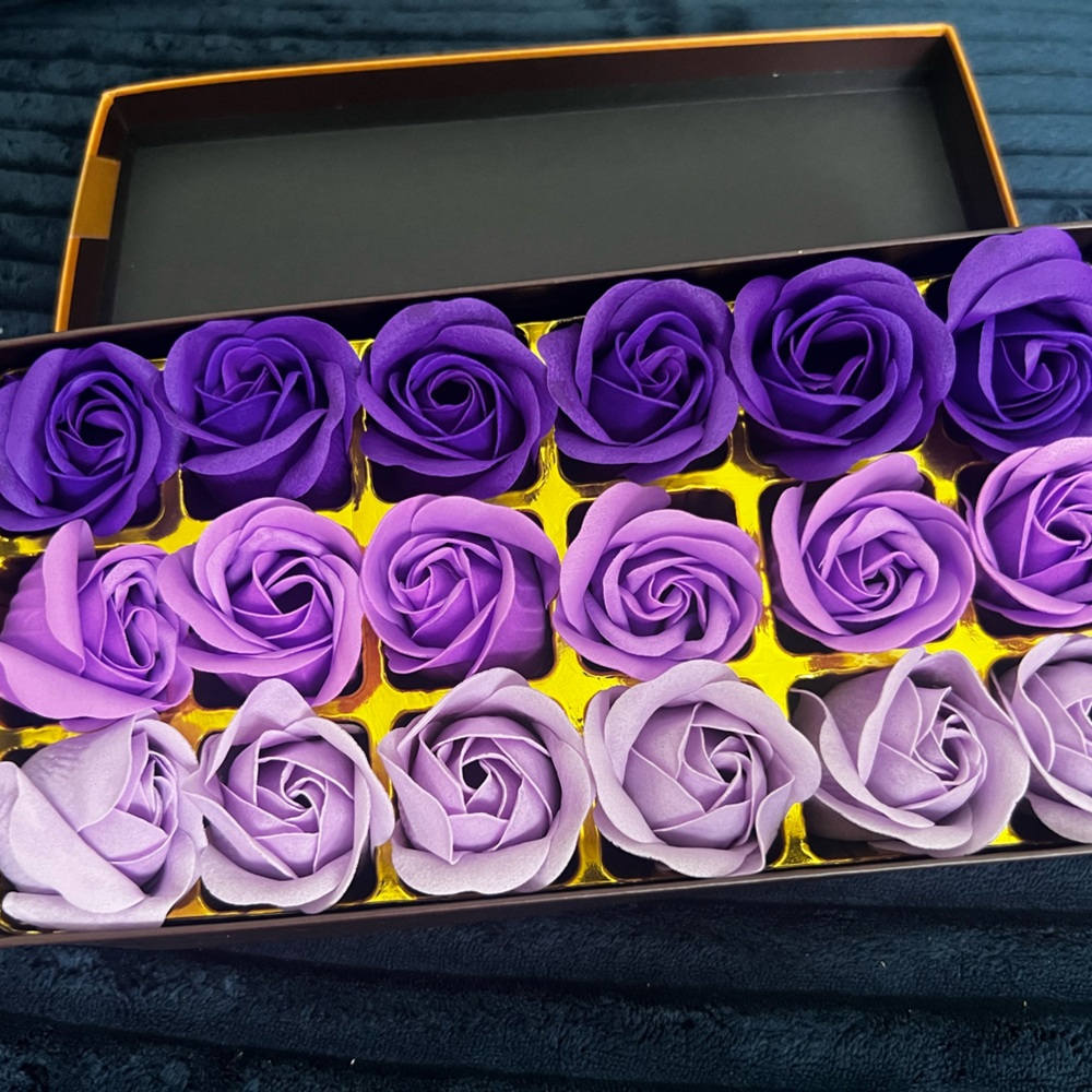 Sweet Love Purple and Lavender Rose Box